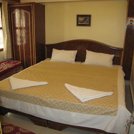 Kedareswar B&B Varanasi Exterior photo