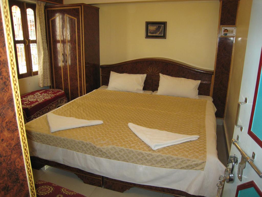 Kedareswar B&B Varanasi Exterior photo