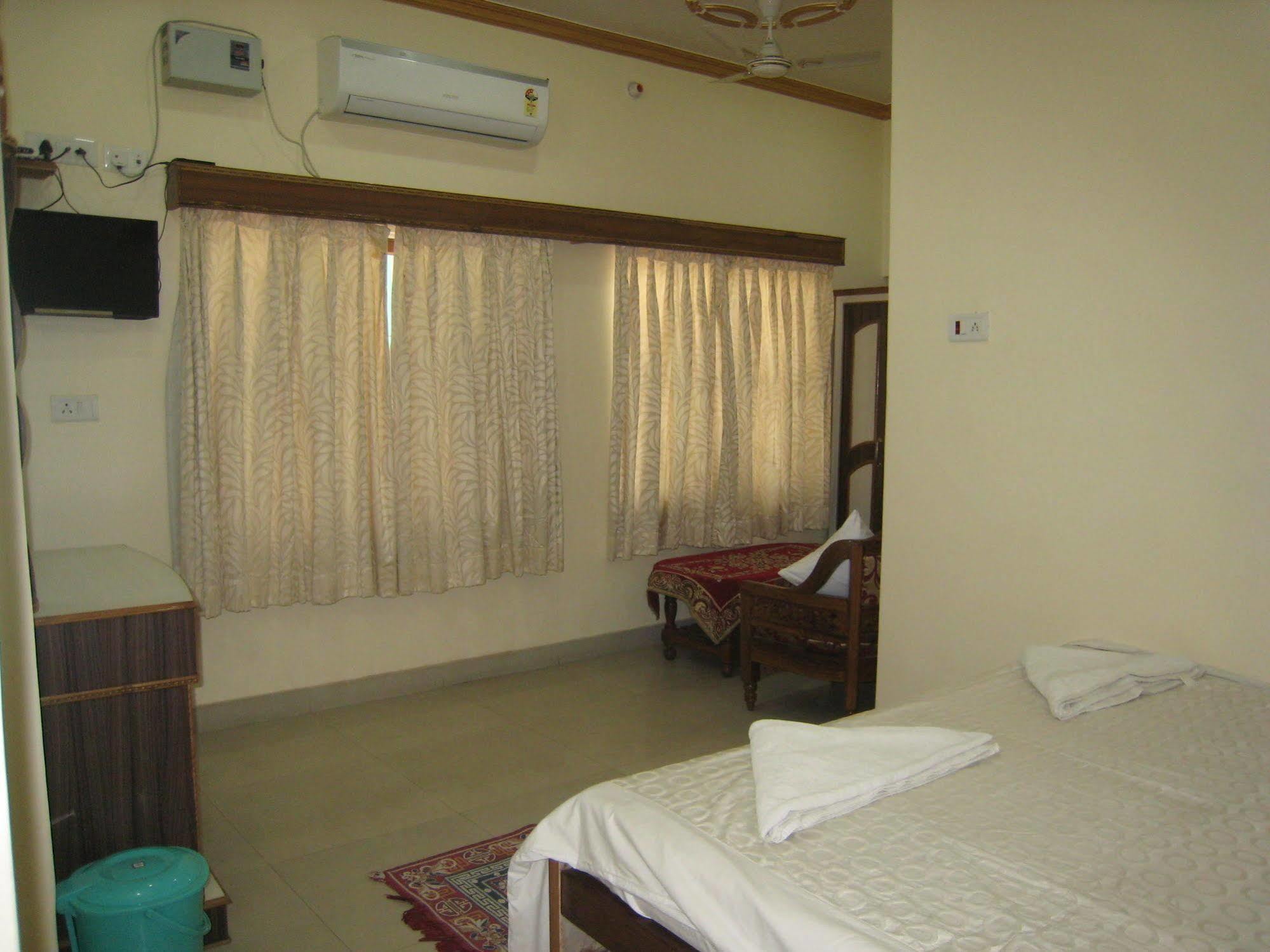 Kedareswar B&B Varanasi Exterior photo