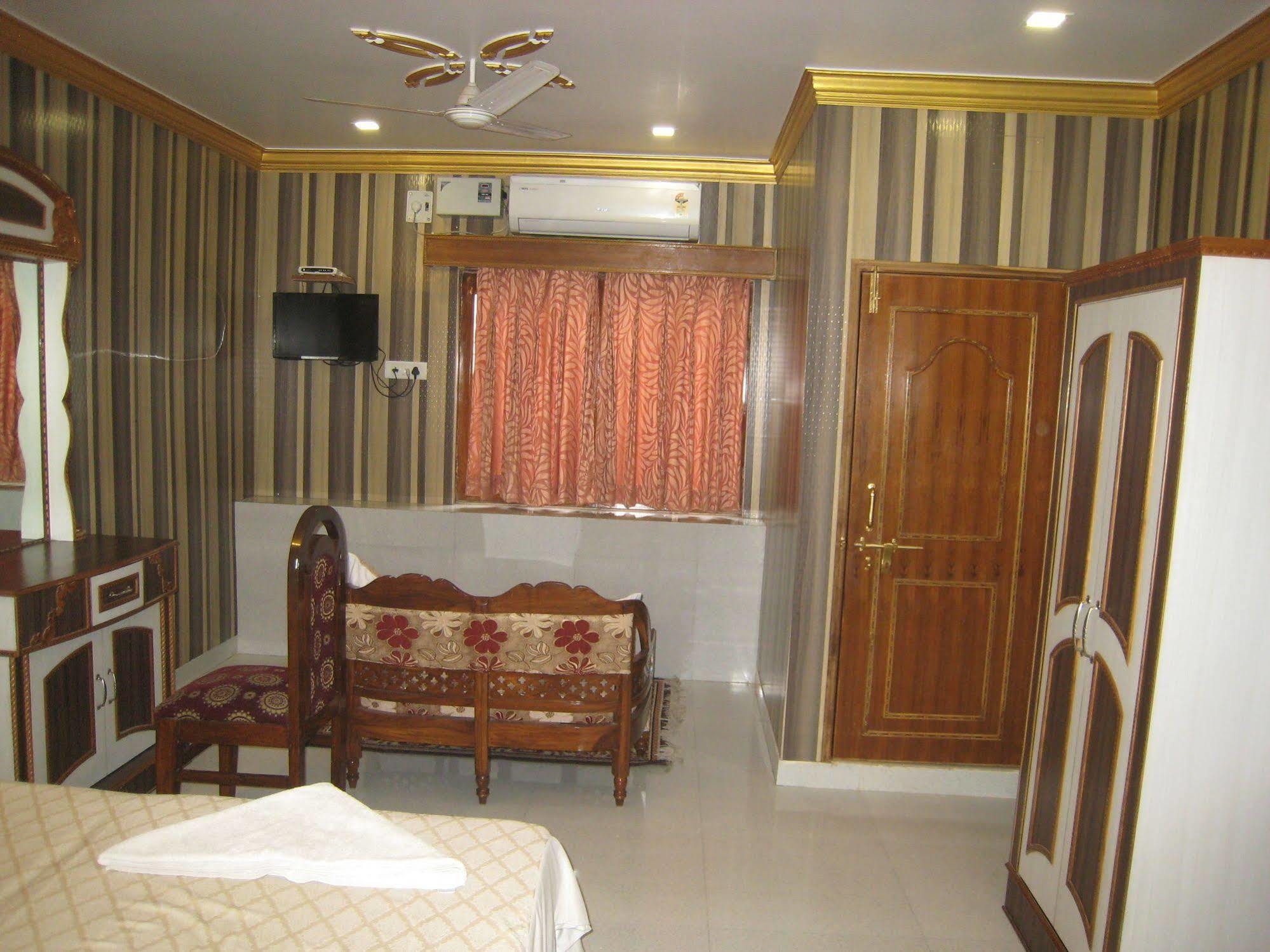 Kedareswar B&B Varanasi Exterior photo