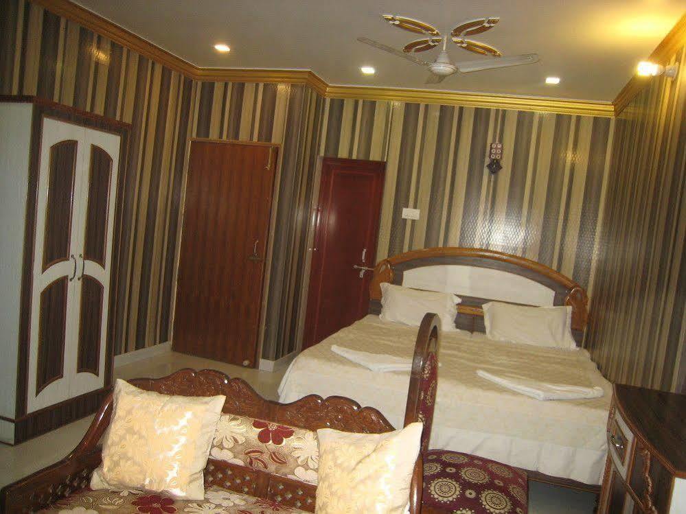 Kedareswar B&B Varanasi Exterior photo