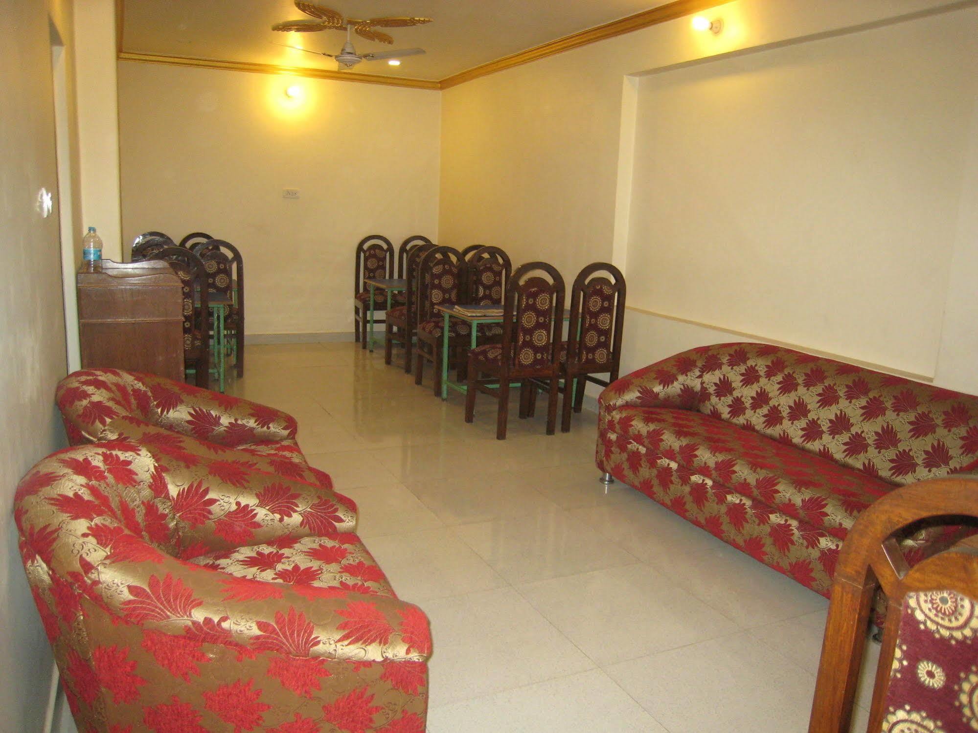 Kedareswar B&B Varanasi Exterior photo