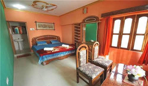 Kedareswar B&B Varanasi Exterior photo